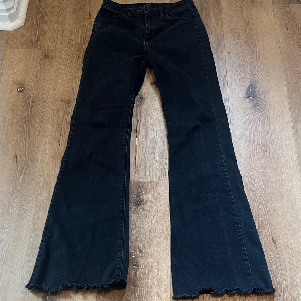 Just Black Women's Black Flared Jeans Size 27